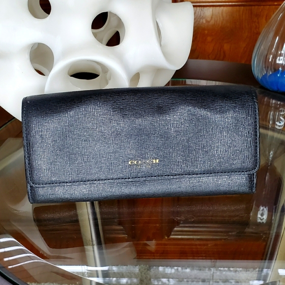 Coach Soft Leather Wallet with card slot on back - Picture 1 of 13
